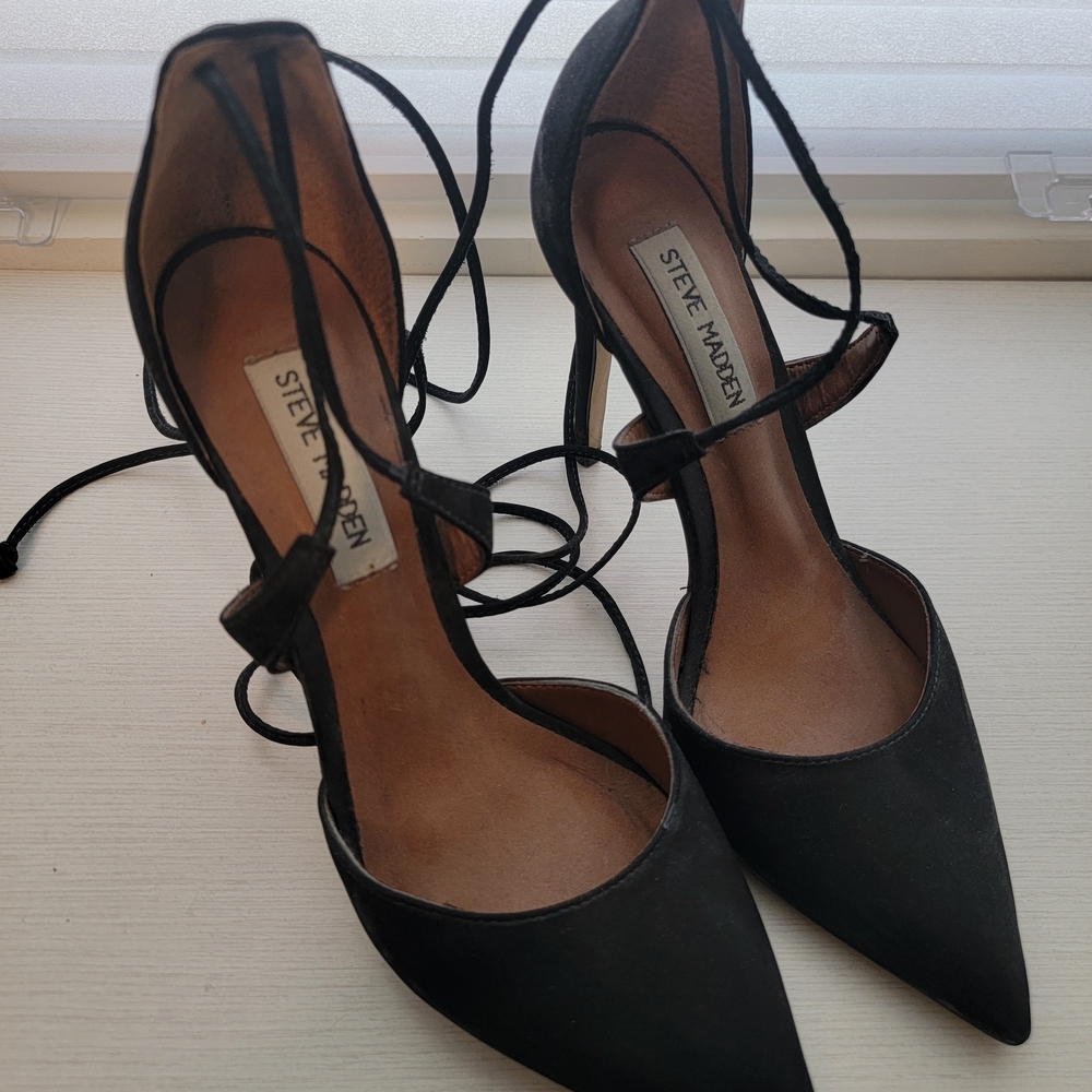 Steve Madden Black Strappy Heels